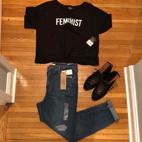 Tops - FEMINIST T-shirt